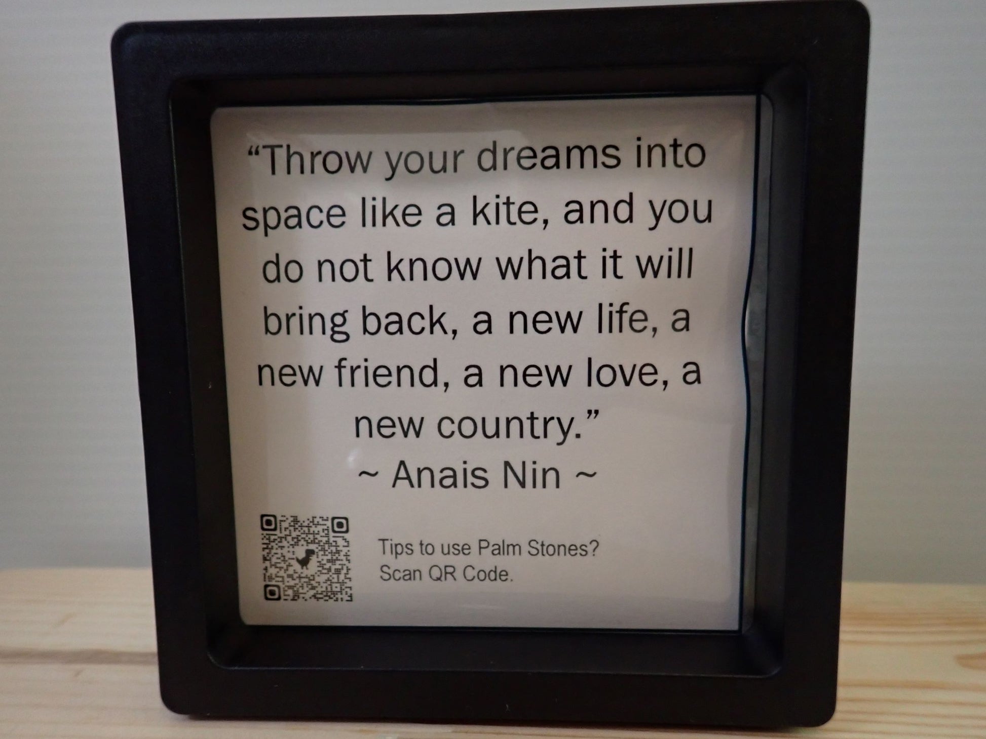 Yellow Jade Palm Stone - Anais Nin quote card